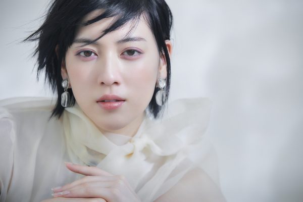 【Photographer 三宮 幹史】MAQUIA 三吉彩花